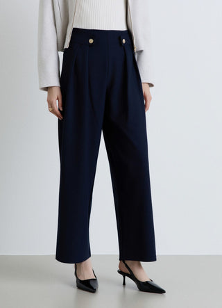 Pantalone palazzo u jednobojnoj varijanti sa naborima