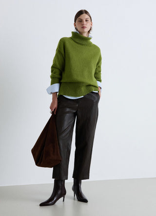 Boxy turtleneck sweater with English ribbing