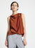 Top simil satin con anello metallico