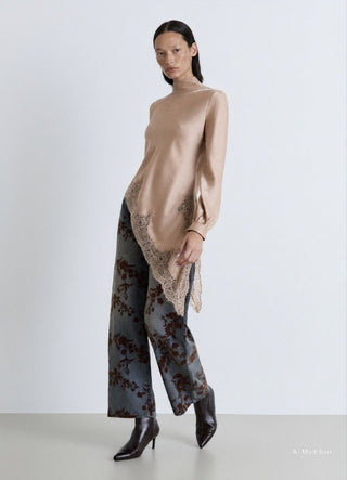 Jeans barrel con stampa floreale