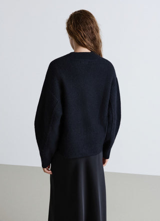 Solid-colour knitted cardigan with buttons