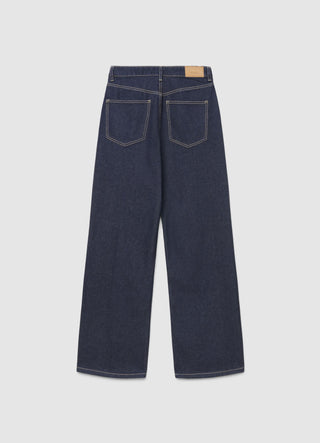High-waisted wide-leg jeans