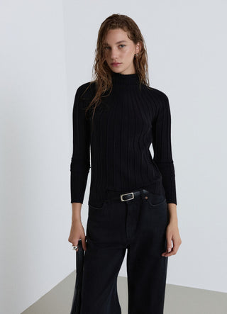 Maglia a coste con collo perkins