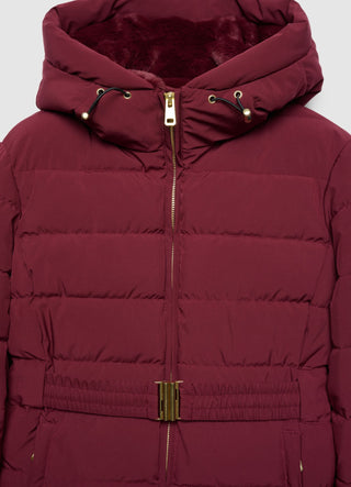 Gepolsterte Jacke mit Kapuze und Gürtel