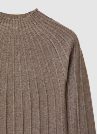 Gerippter Pullover mit Perkins-Kragen