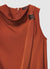 Top simil satin con anello metallico