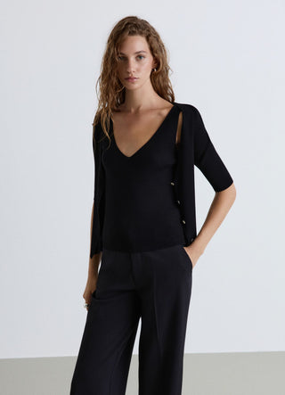 Ribbed T-shirt with V-neck and buttons