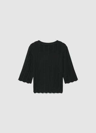 Ribbed T-shirt with wavy edges