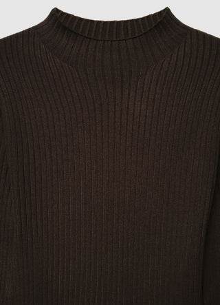 Long-sleeved ribbed T-shirt with a high collar
