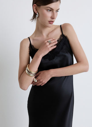 Abito sottoveste asimmetrico con pizzo