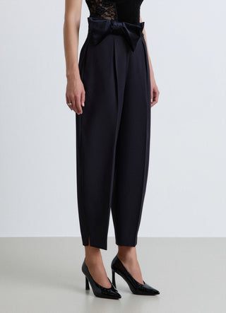 Pantalon ballon avec ceinture à nouer